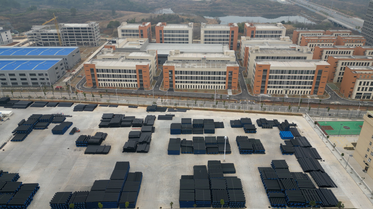 PE 塑料檢查井安裝：新舊管道的銜接技巧?