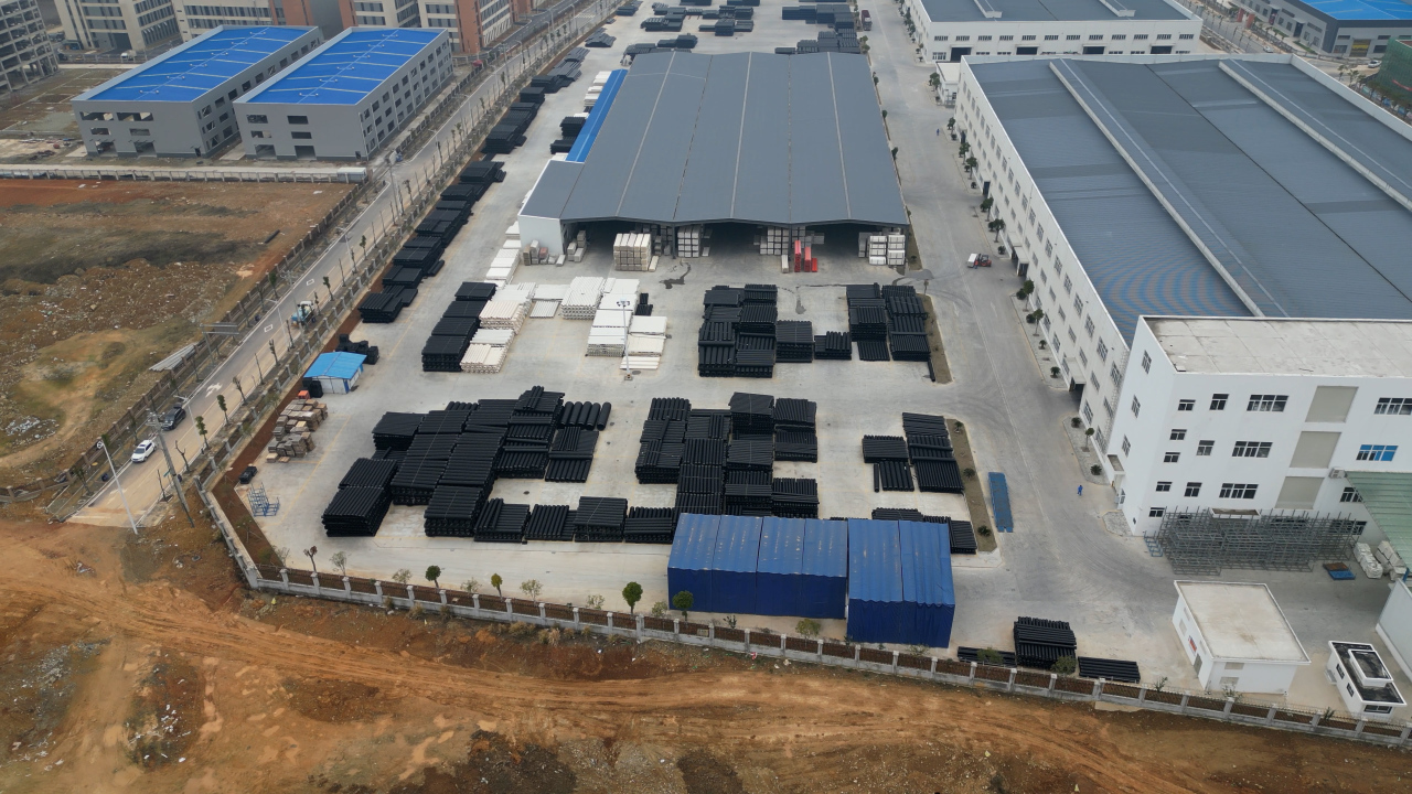 大口徑 PE 管地下埋設施工：土方開挖規范與地下障礙規避?