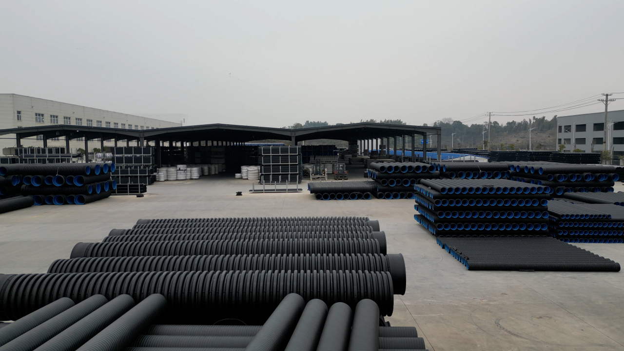 管材存放有講究！PE 拖拉管頂管場地 + 防護要求