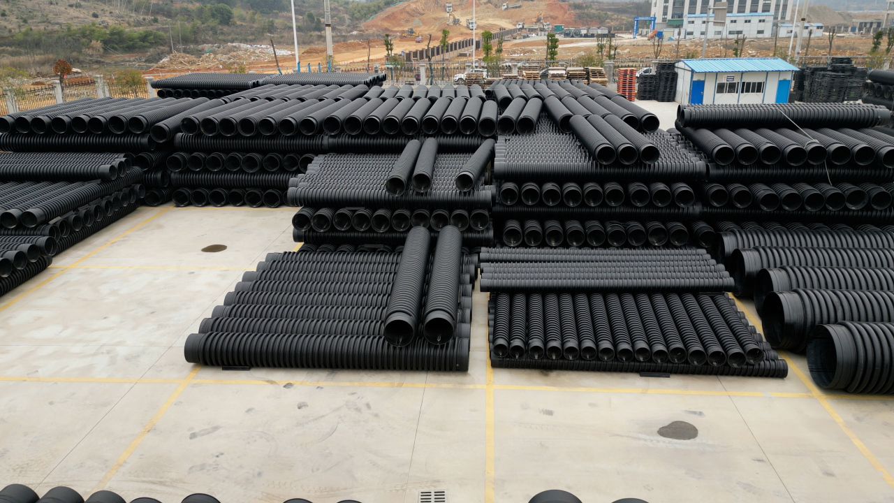 PE 塑料檢查井安裝：混凝土基礎的澆筑要求?