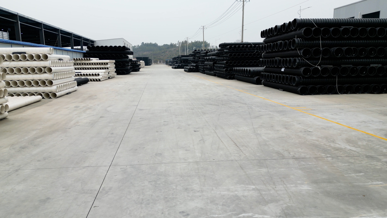 檢查井連接總漏？PE 拖拉管頂管密封方式 + 細節技巧