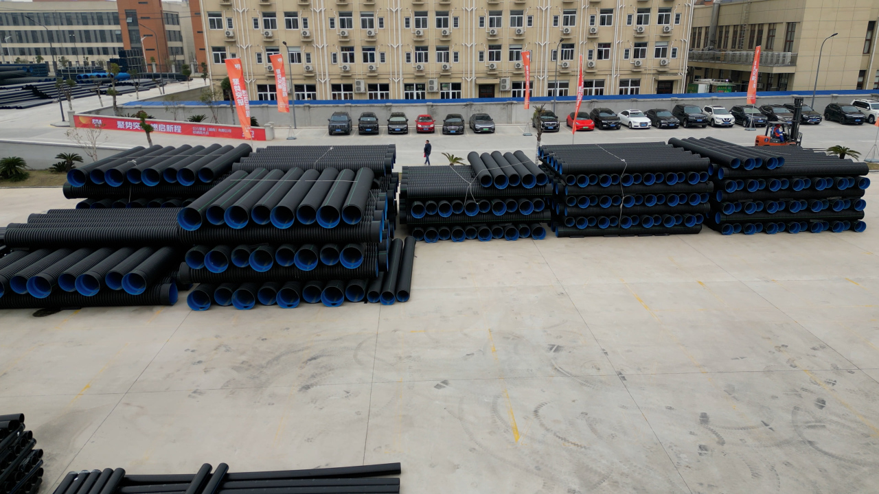 大口徑 PE 管切割工藝：切口平整度控制與工具選型?