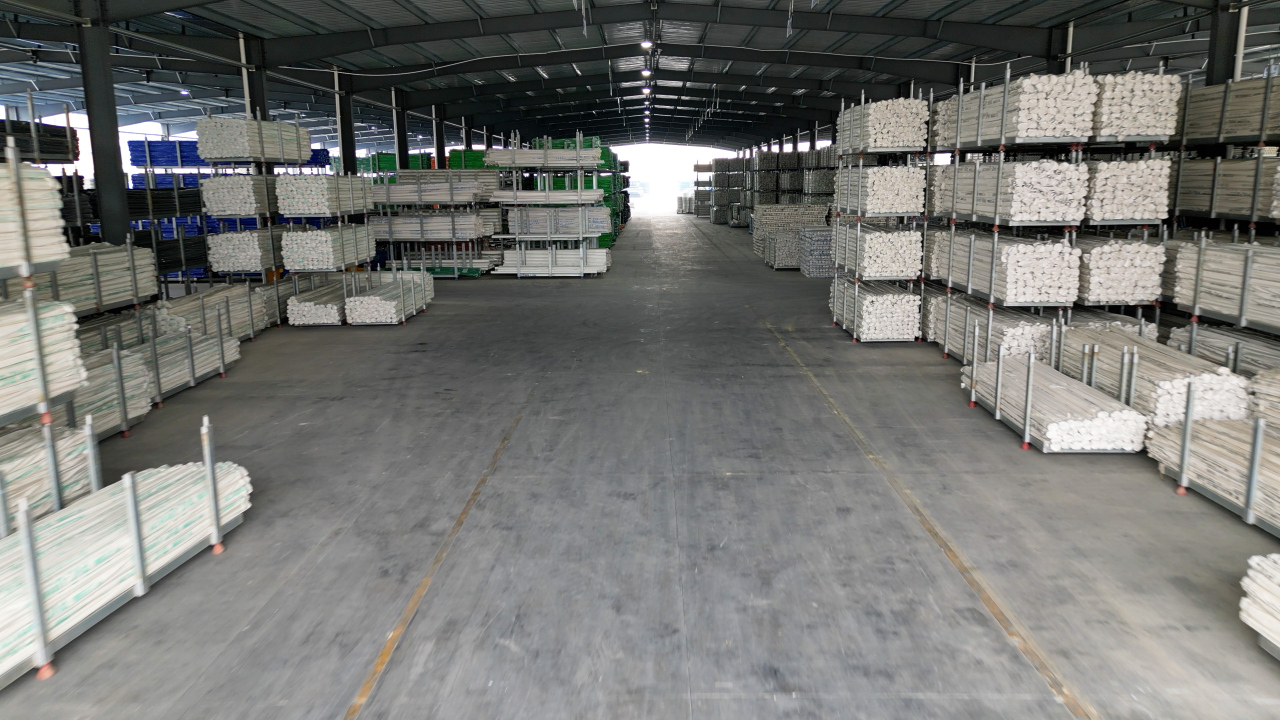 臨時用電怕觸電？PE 拖拉管頂管線路布置 + 接地規范