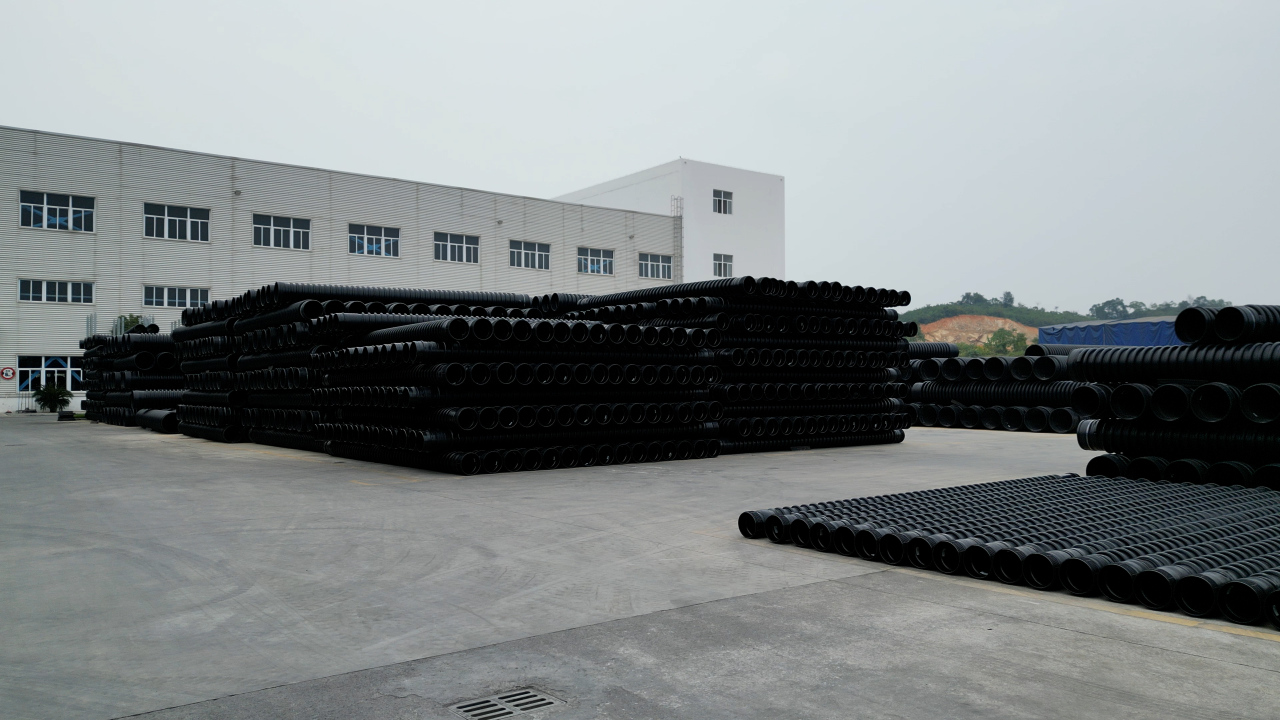 pe 克拉管使用多年后老化：如何評估是否需要更換？?