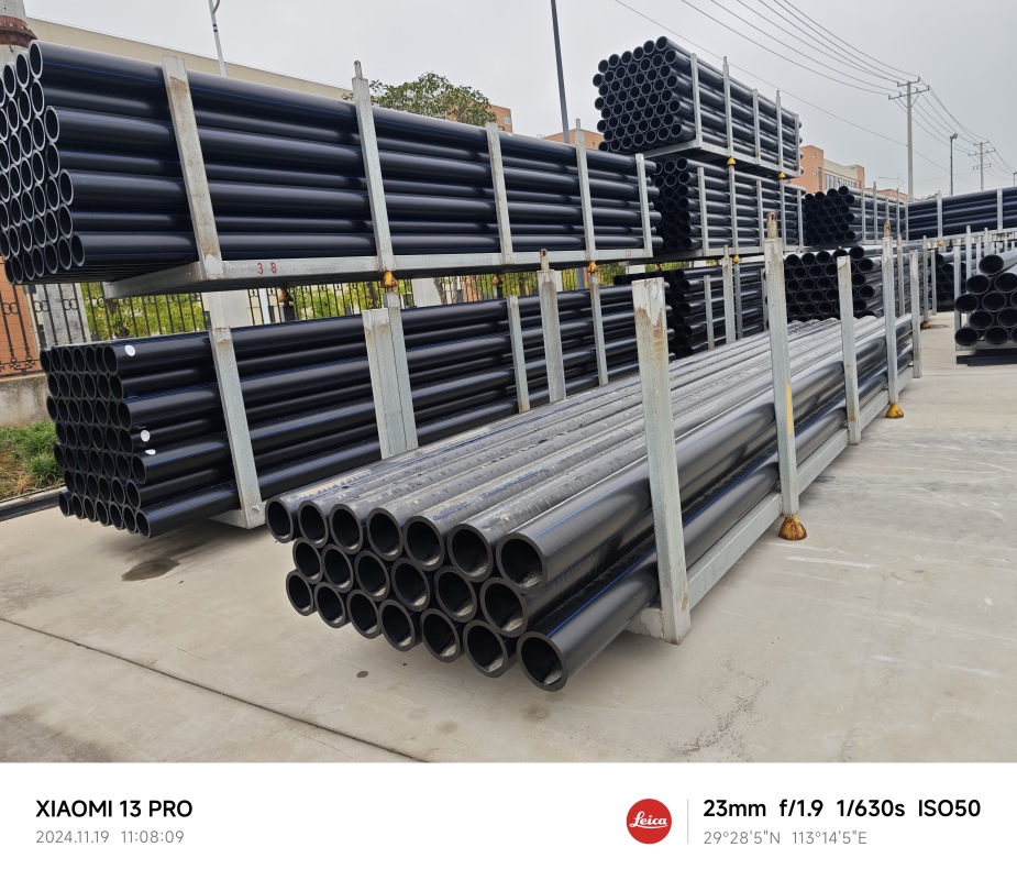 PE 燃氣管施工與其他管線交叉的安全間距控制?